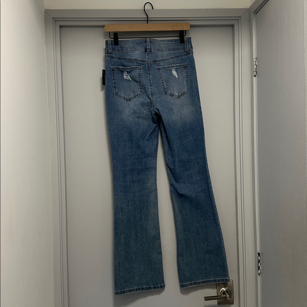 BCBG Mid Rise Bootcut Jeans - Picture 5 of 6
